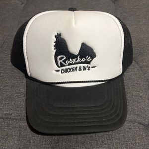 Roszko’s chicken and w’s hat black